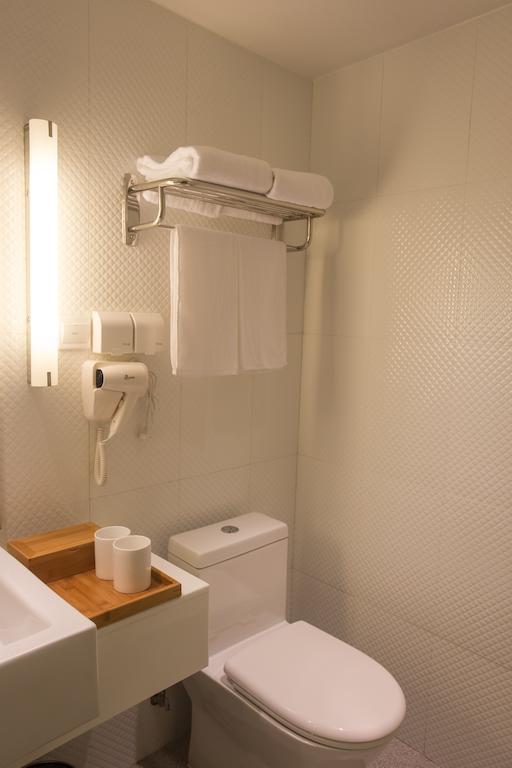 Ji Hotel Shanghai Railway Station West Tianmu Road Номер фото