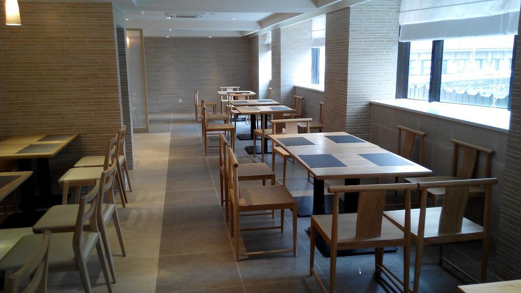 Ji Hotel Shanghai Railway Station West Tianmu Road Экстерьер фото