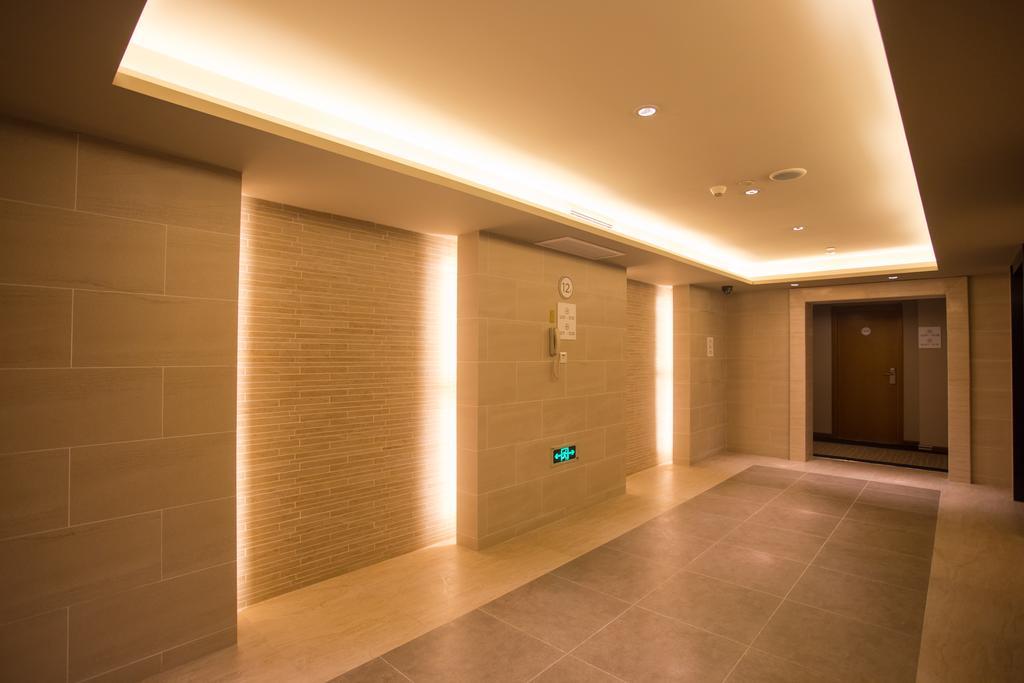 Ji Hotel Shanghai Railway Station West Tianmu Road Экстерьер фото
