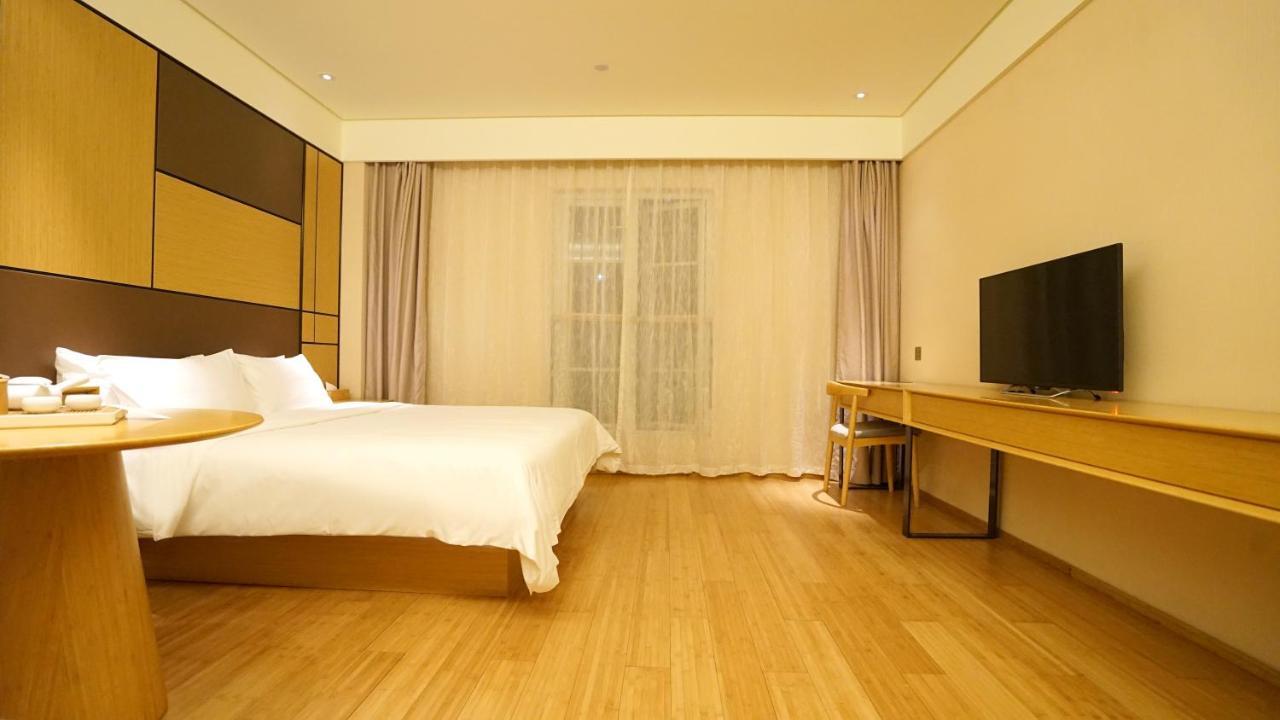 Ji Hotel Shanghai Railway Station West Tianmu Road Экстерьер фото